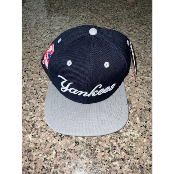 New York Yankees MLB Wordmark Snapback - Picture 1 of 11